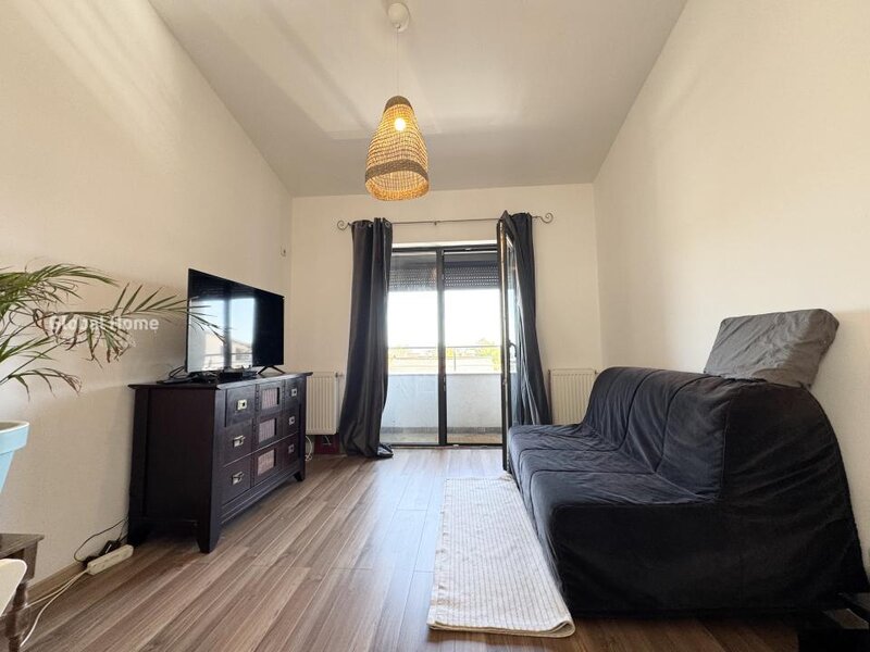 Bucurestii Noi, Chitila, Parcul Bazilescu, garsoniera, bloc 2011.